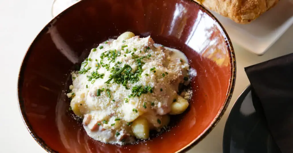 Gnocchi Carbonara au guanciale au Thermomix : Un délice italien