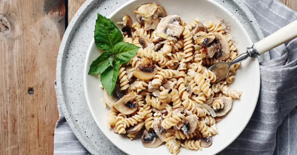 Pâtes Fusilli aux Champignons et Fromage au Thermomix : Un Plat Réconfortant et Savoureux