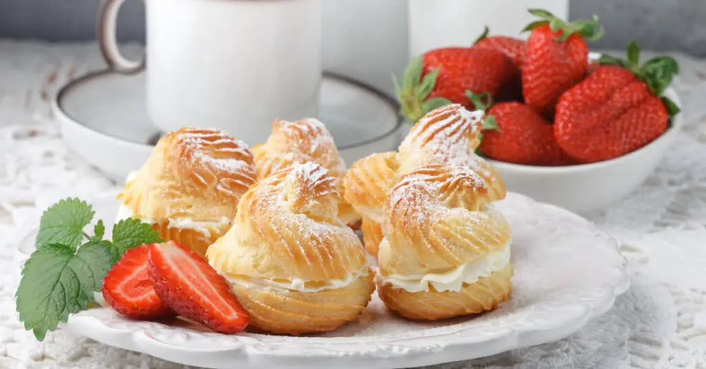 Profiteroles maison à la crème au Thermomix : Une Gourmandise qui ravit les papilles