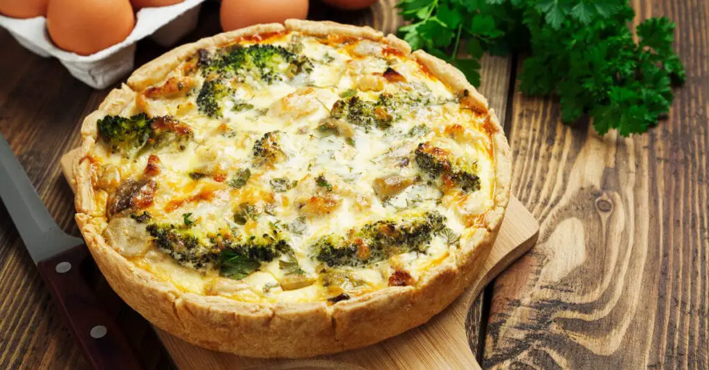 Quiche au Poulet Champignons et Brocoli au Thermomix : Un Plat Réconfortant et Savoureux