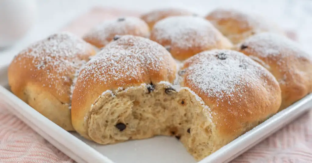 Recette de Buchteln au Thermomix : Petits Pains Briochés aux Pépites de Chocolat pour un Régal Gourmand