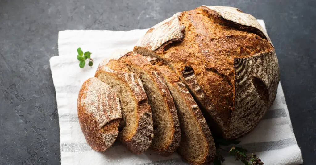 Recette de Miche de Pain de Sarrasin au Thermomix : Savourez l'Authenticité et la Nutritivité d'un Pain Rustique