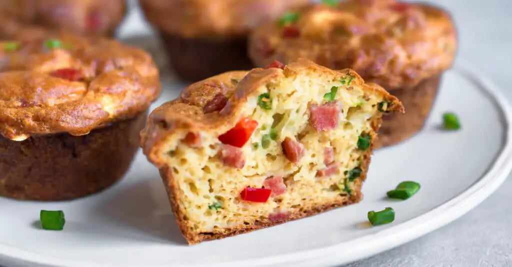 Recette de Muffins au Jambon et Poivron Rouge au Thermomix : Savoureux, Faciles et Parfaits pour un Déjeuner sur le Pouce