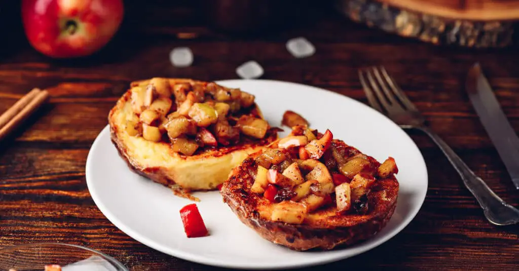 Recette de Pain Perdu aux Pommes Caramélisées au Thermomix : Un Délice Réconfortant pour des Matins Gourmands