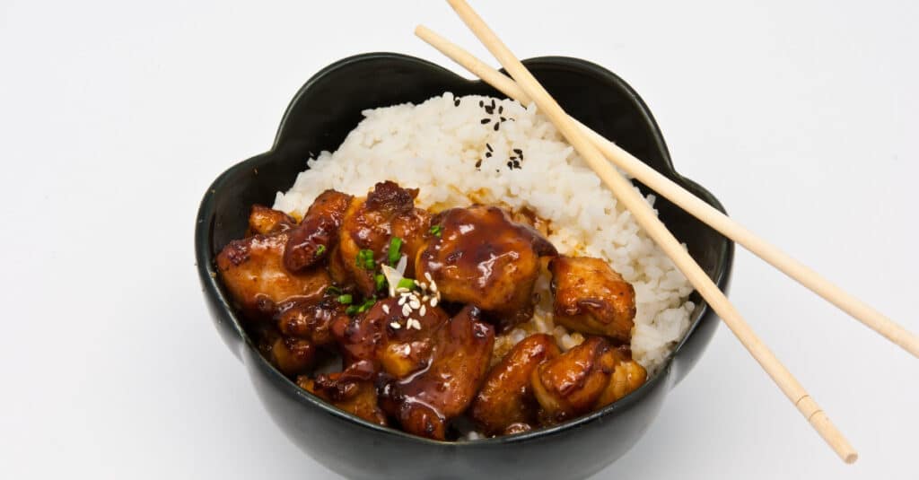 Riz au Poulet Teriyaki au Thermomix : Un Plat Asiatique Savoureux et Facile à Réaliser