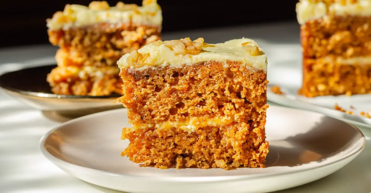 Gâteau aux Carottes avec Crème au Beurre au Thermomix : Un Délice Moelleux et Crémeux