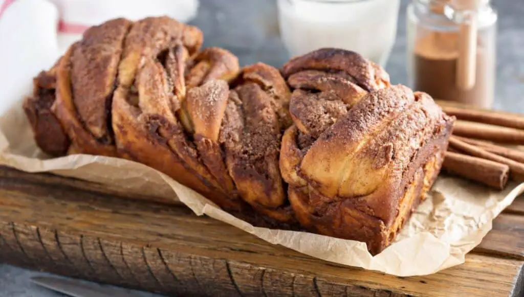 Recette Facile de Pain Torsadé à la Cannelle au Thermomix : Un Délice Moelleux et Parfumé