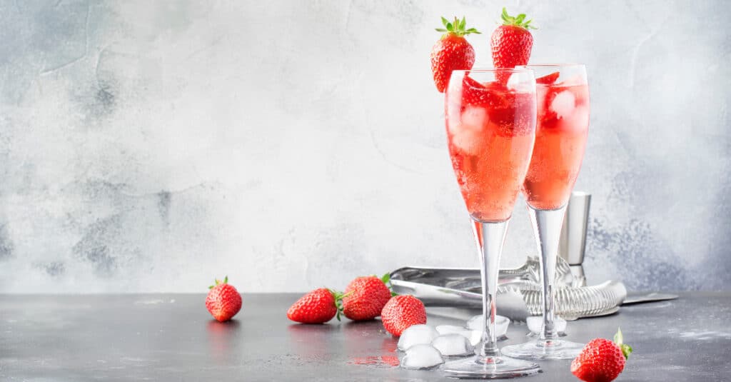 Recette du Cocktail Rossini aux Fraises au Thermomix : Un Délice Pétillant et Rafraîchissant