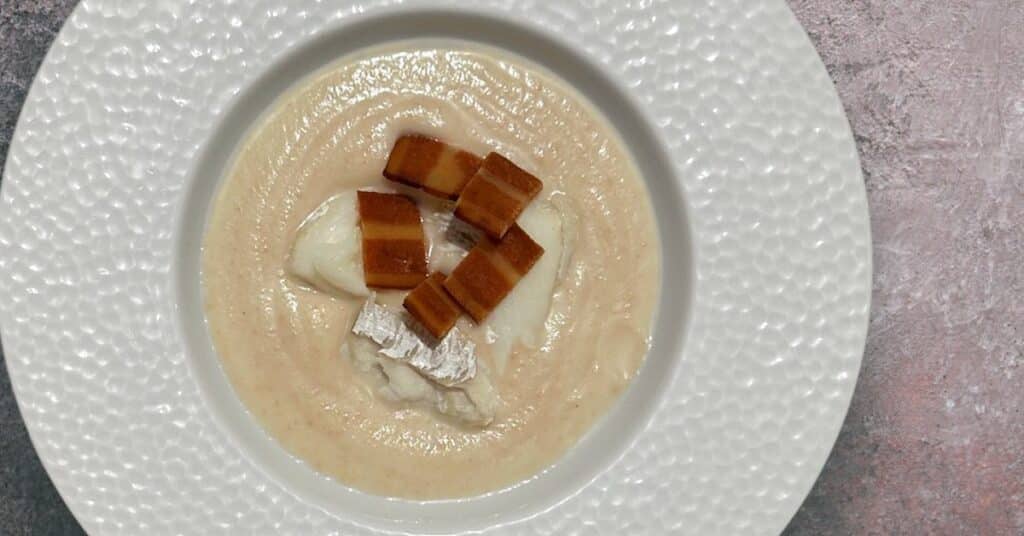 Soupe de chou-fleur morue et bacon au Thermomix : Un Délice Réconfortant