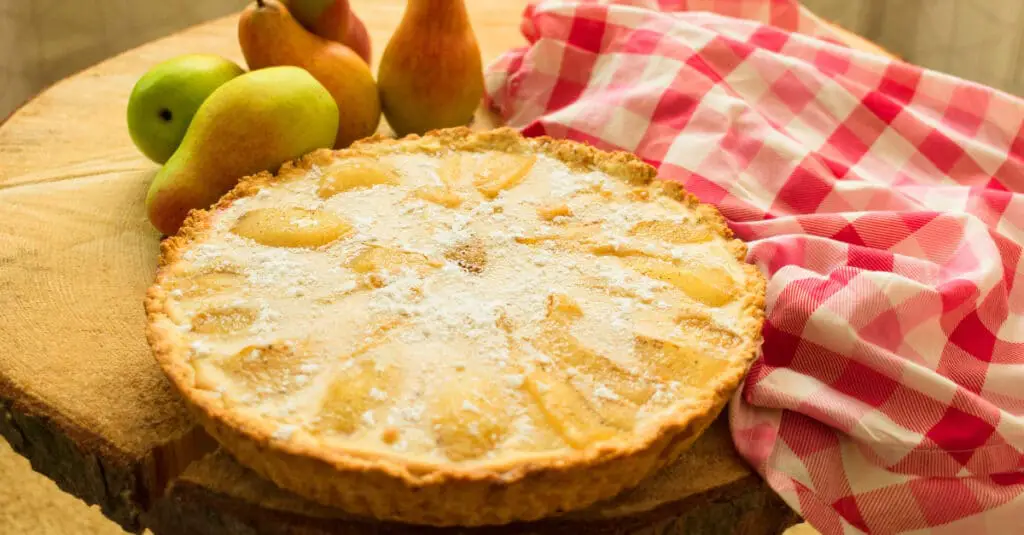 Tarte aux Poires à la Poudre d'Amande au Thermomix : Un Délice Gourmand et Facile à Réaliser