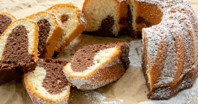 Gâteau Bundt Marbré Chocolat Vanille au Thermomix : Une Douceur Réconfortante