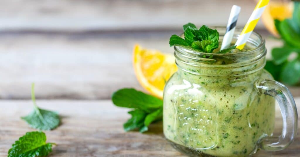 Smoothie aux Épinards Orange Pomme et Menthe au Thermomix : Fraîcheur et Vitalité en un Verre