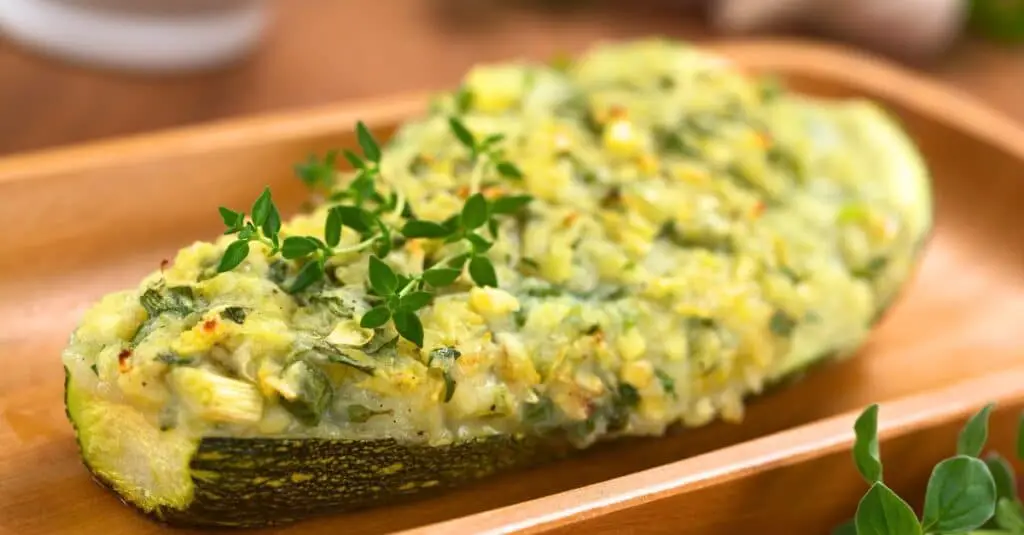 Courgettes Farcies aux Pommes de Terre au Thermomix : Un Plat Réconfortant et Savoureux