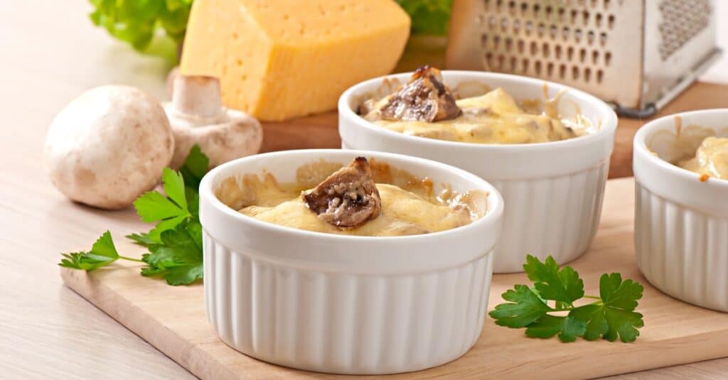 Julienne aux Champignons et à la Crème au Thermomix : Un Plat Confortable et Élégant