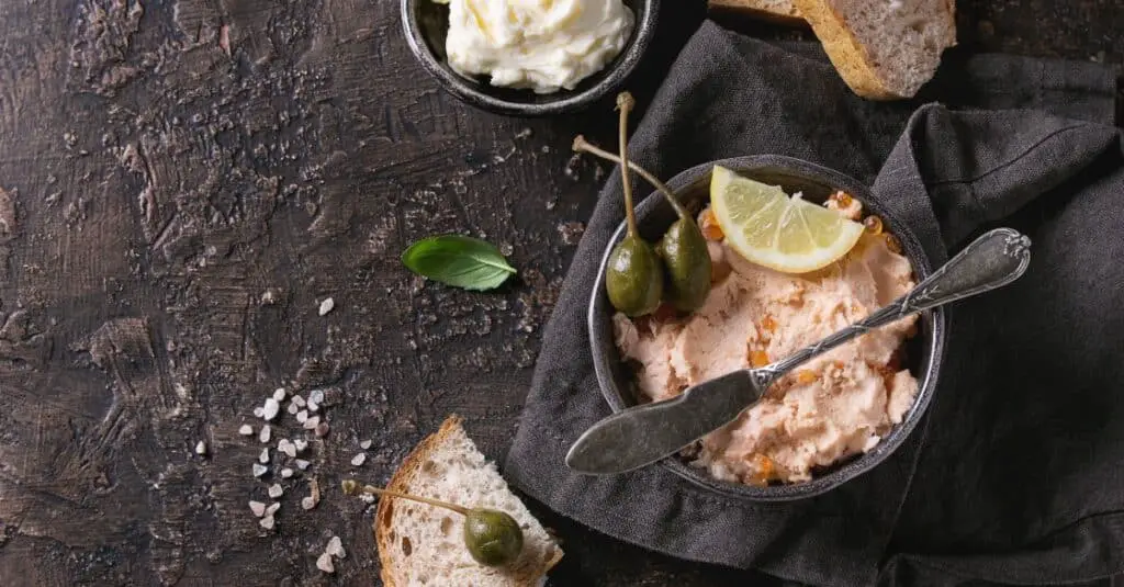 Pâté de Saumon au Thermomix : Une Entrée Raffinée et Savoureuse