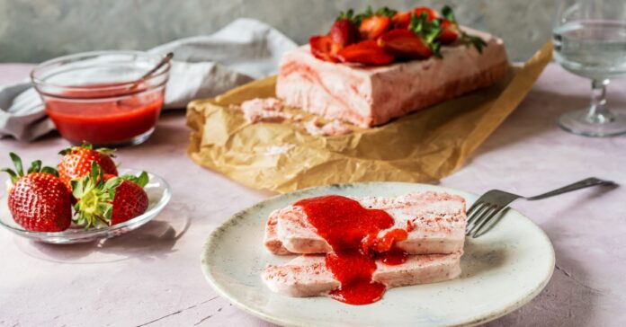 Semifreddo Exquis aux Fraises au Thermomix : Fraîcheur et Gourmandise