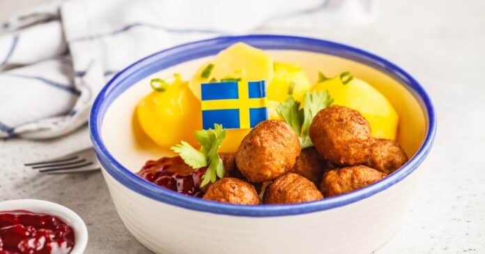 Boulettes de Viande Traditionnelles Suédoises au Thermomix : Un Plat Authentique et Savoureux