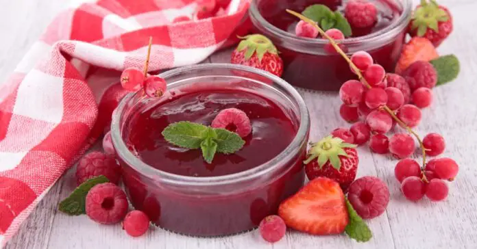 Confiture de Fruits Rouges au Thermomix : Un Délice Fruité et Savoureux
