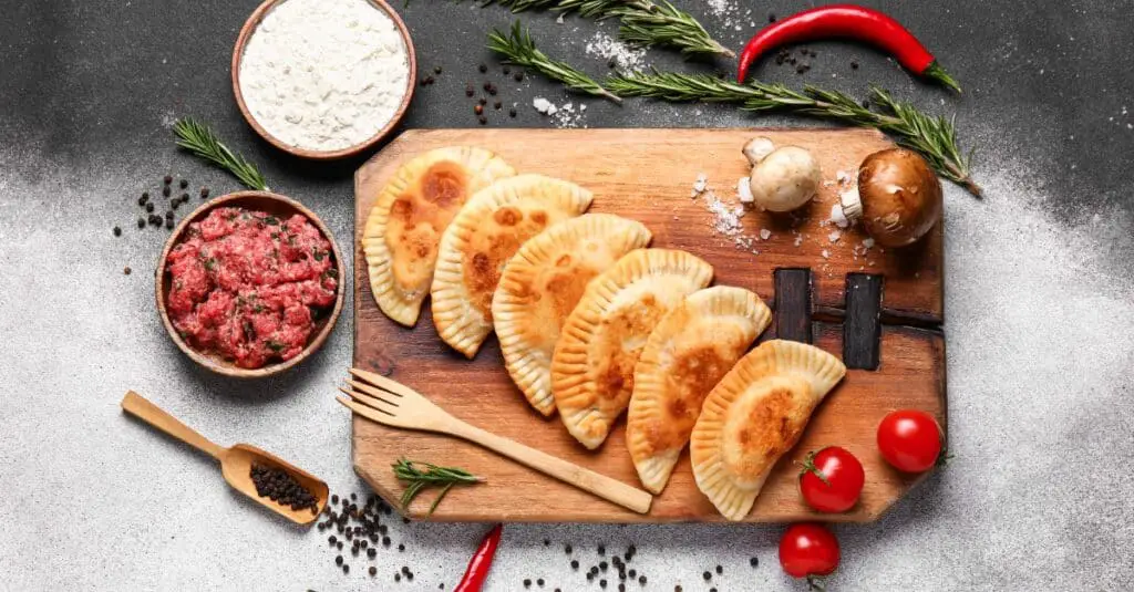 Empanadas de Viande au Fromage au Thermomix : Un Délice Épicé et Fromagé