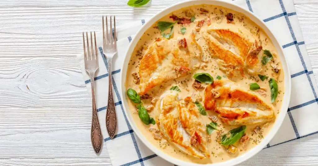 Escalopes de Poulet à la Crème Weight Watchers : Une Recette Savoureuse et Équilibrée