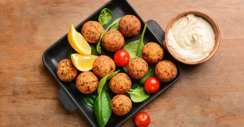 Falafels à la Carotte au Thermomix : Une Touche de Couleur et de Saveur