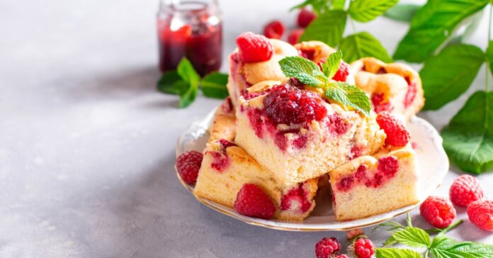 Gâteau à la Vanille et Framboises au Thermomix : Un Délice Fruité et Moelleux