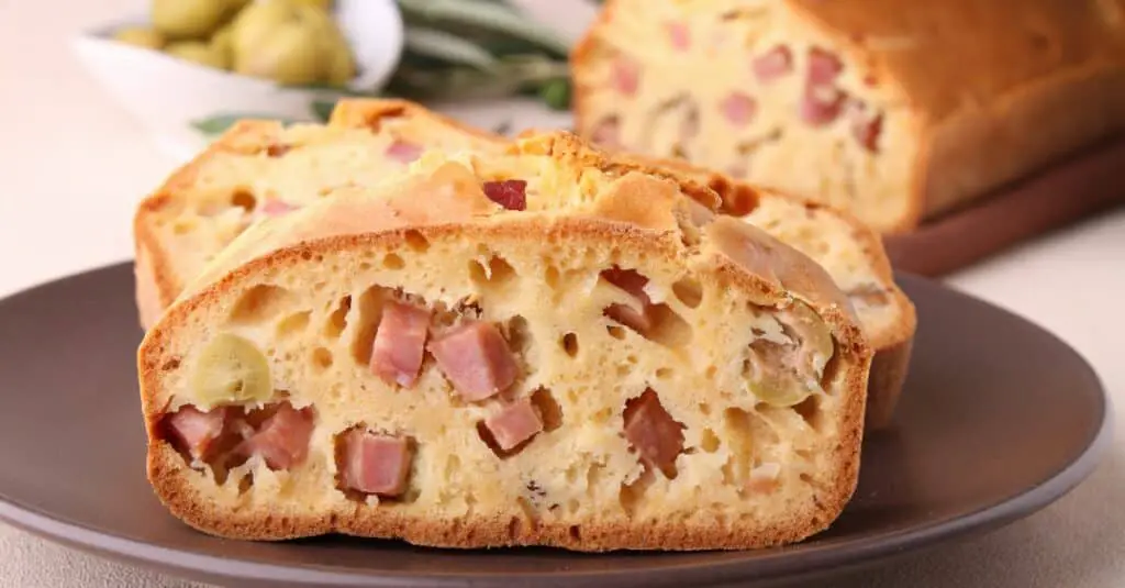 Gâteau aux Olives et Jambon Weight Watchers : Une Touche Savoureuse et Légère