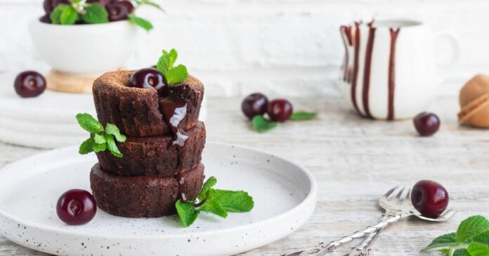 Mini Fondants au Chocolat Noir au Thermomix : Un Délice Fondant et Intense