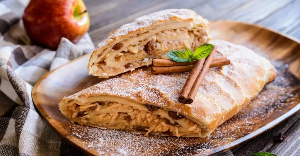 Strudel aux Pommes et Raisins Weight Watchers : Une Pâtisserie Légère et Savoureuse