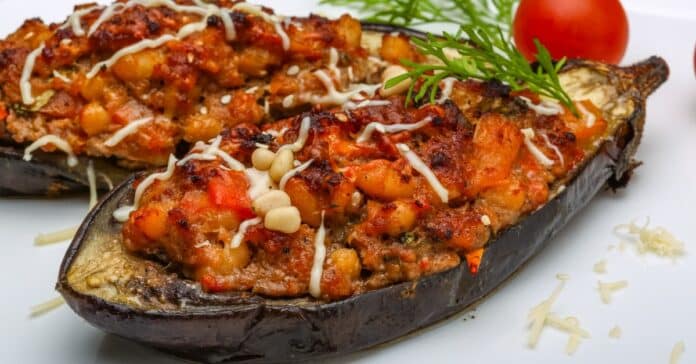 Aubergine Farcie à la Viande et Tomate au Thermomix : Un Plat Savoureux et Équilibré