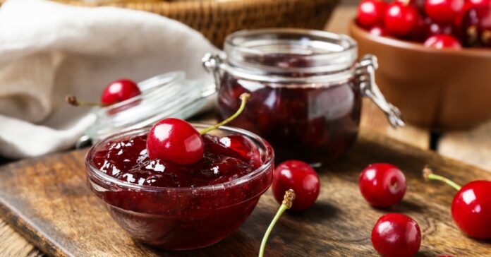 Confiture de Cerises Allégée au Thermomix : Un Délice Fruité et Léger