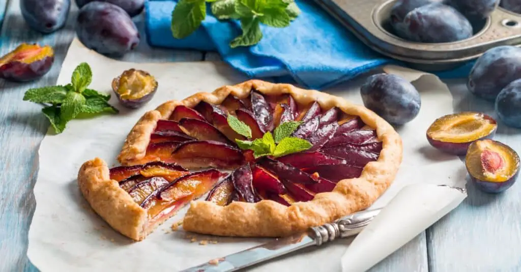 Galette de Prune au Thermomix : Un Dessert Rustique et Délicieux