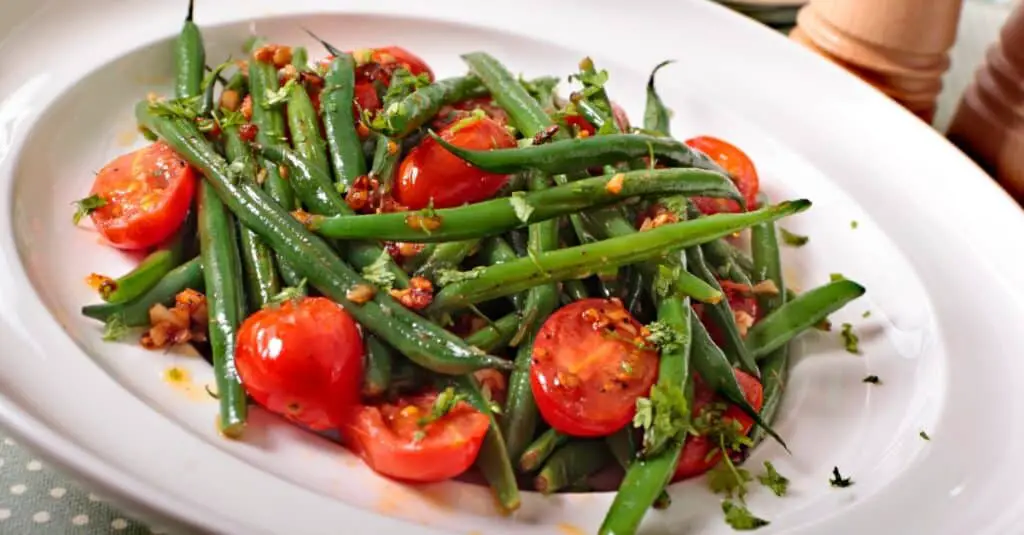 Salade d'Haricots Verts et Tomates Weight Watchers : Fraîcheur et Légèreté au Rendez-Vous