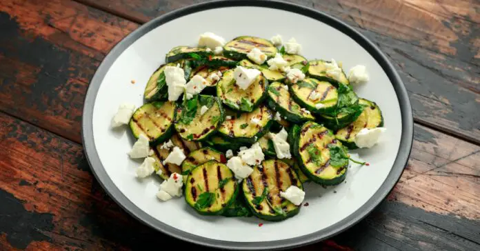 Salade de Courgettes Grillées et Feta Weight Watchers : Fraîcheur et Saveur