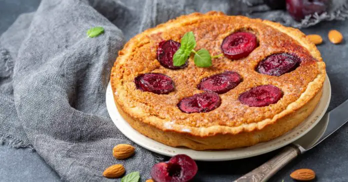 Tarte à la Frangipane et aux Prunes au Thermomix : Un Dessert Raffiné et Délicieux