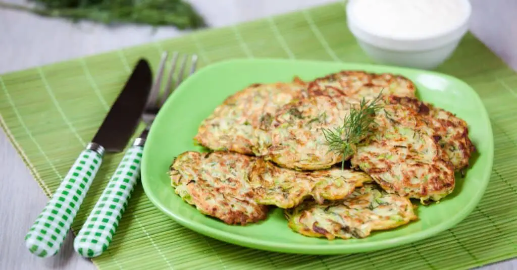 Crêpes de Courgettes aux Herbes Weight Watchers : Une Délicieuse Alternative Légère