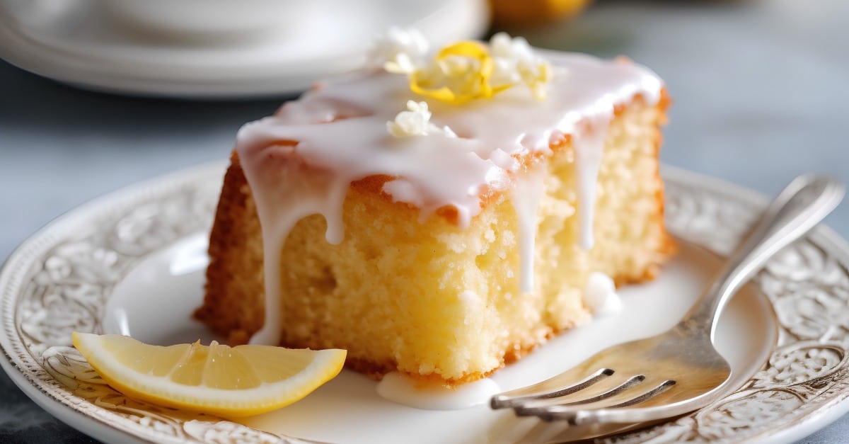 Gâteau Éponge avec Glaçage Citron au Thermomix : Léger, Moelleux et Acidulé