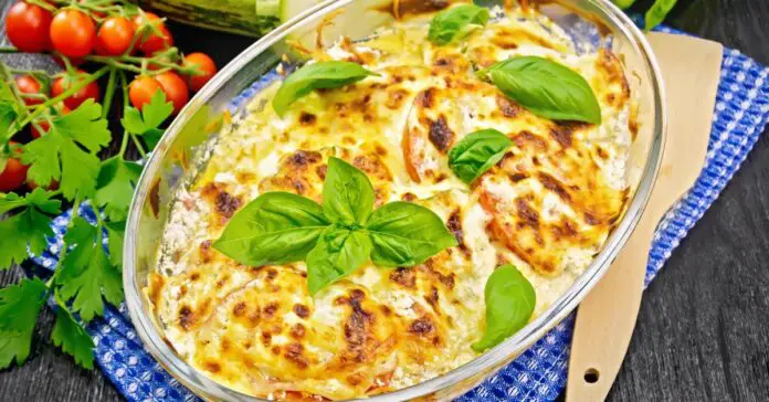 Gratin de Courgettes et Tomates à la Crème Sure au Thermomix : Un Délice Savoureux et Crémeux