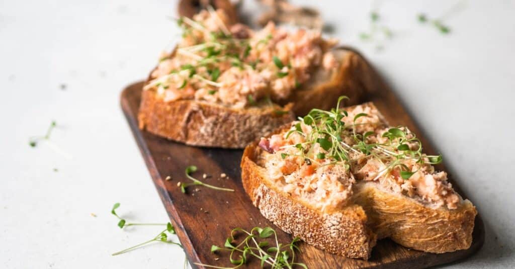 Pâté de Saumon aux Herbes au Thermomix : Une Entrée Fraîche et Savoureuse