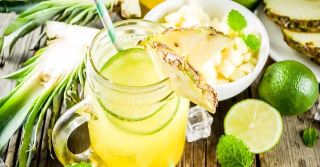 Cocktail Mojito à l'Ananas au Thermomix : Une Touche Tropicale et Rafraîchissante