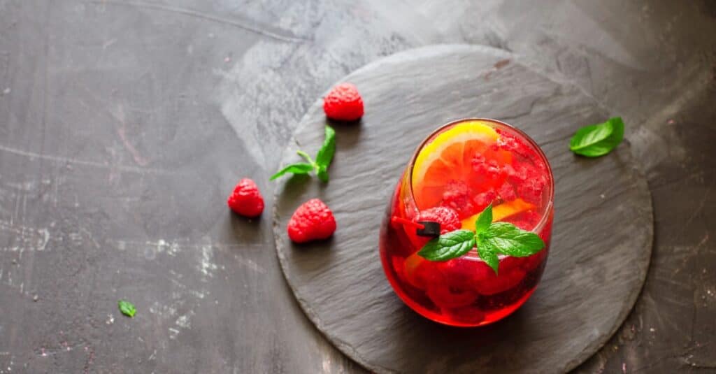 Limonade Pétillante aux Framboises et Citron au Thermomix : Une Boisson Fraîche et Fruitée