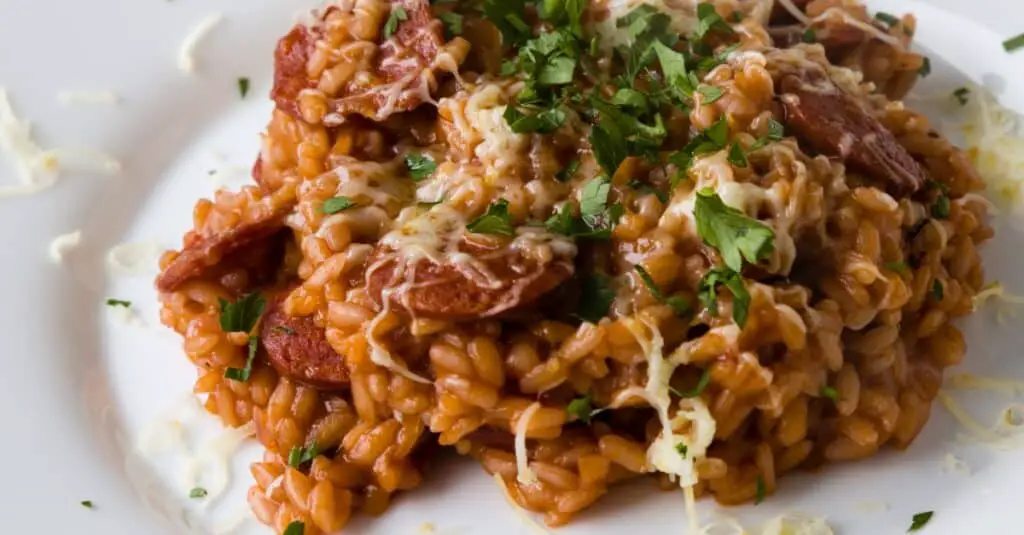 Risotto au Chorizo et Vin Rouge au Thermomix : Un Plat Crémeux et Relevé