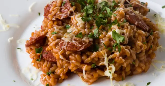 Risotto au Chorizo et Vin Rouge au Thermomix : Un Plat Crémeux et Relevé