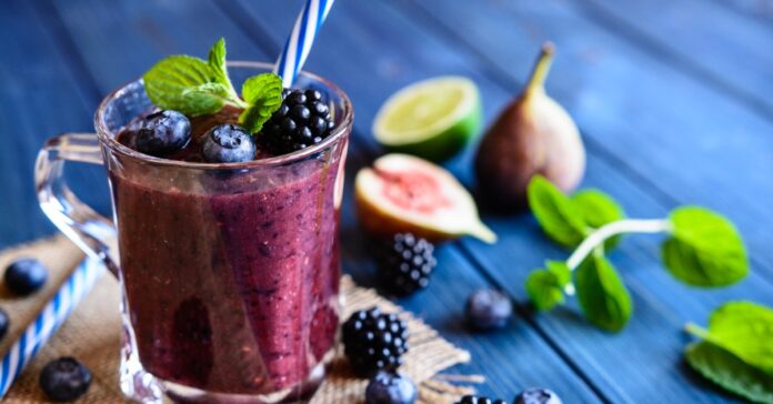 Smoothie aux Mûres Figues et Myrtilles au Thermomix : Un Mélange de Saveurs Fruitées et Douces