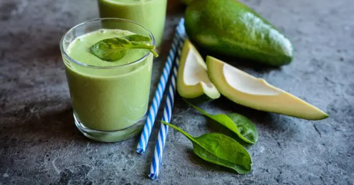 Smoothie aux avocats et épinards Weight Watchers