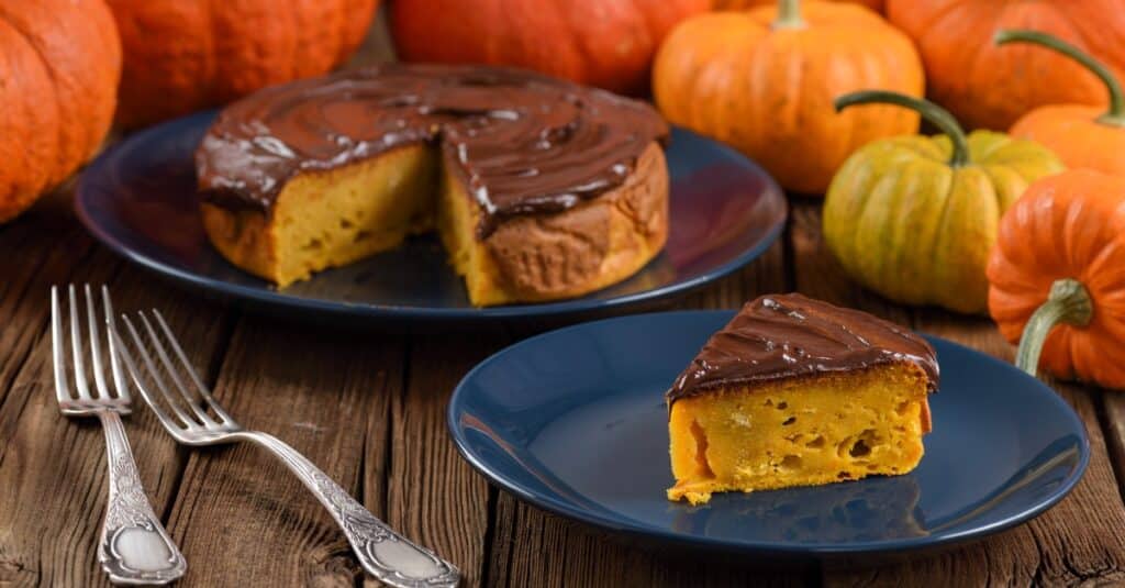 Gâteau de Citrouille avec Glaçage au Chocolat au Thermomix : Un Dessert Gourmand et Réconfortant